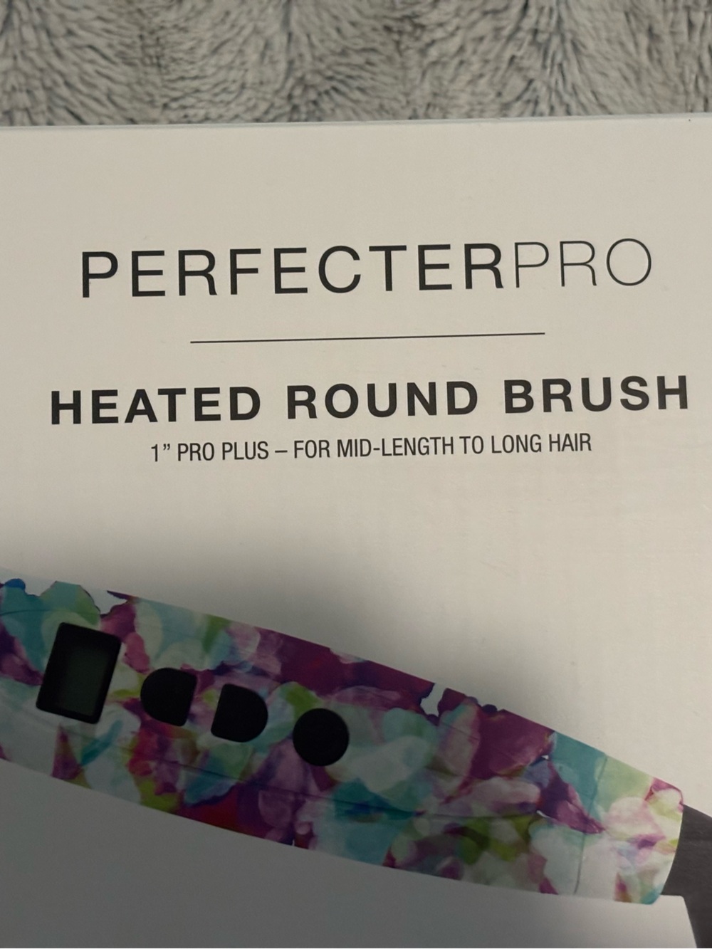 Calista 1” Heated Round Brush - Picture 2 of 5